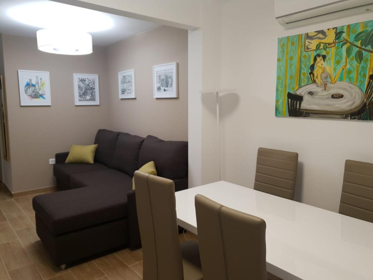 Apartamento Delux Benidorm Apartment Ngoại thất bức ảnh